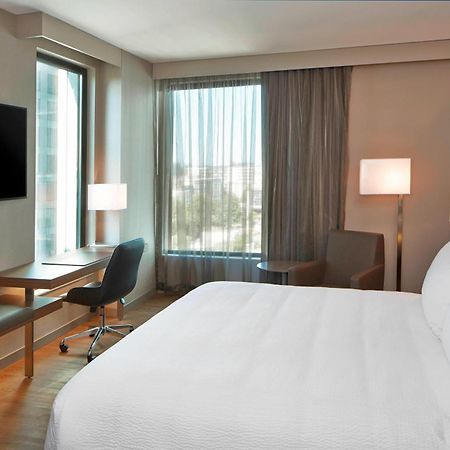 Ac Hotel By Marriott Seattle Bellevue/Downtown Экстерьер фото
