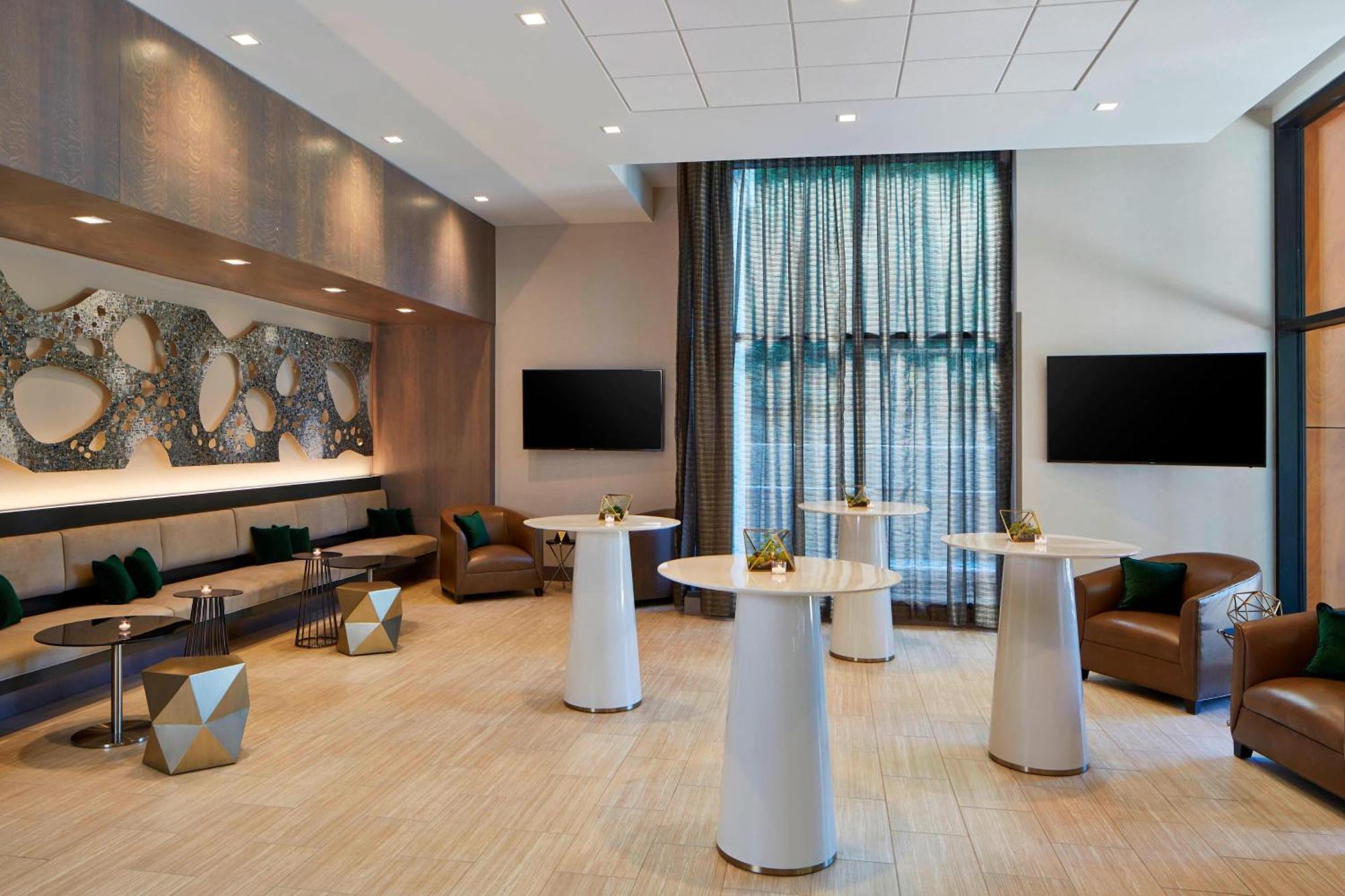 Ac Hotel By Marriott Seattle Bellevue/Downtown Экстерьер фото